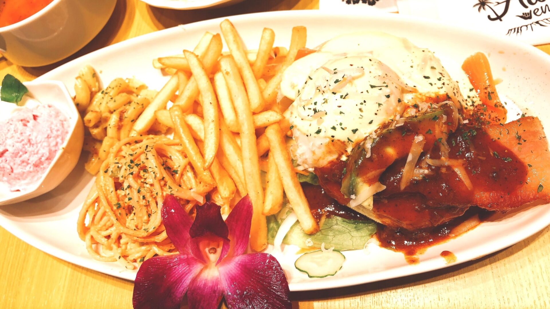 閉店】ハワイをたっぷり感じられるハワイアンダイニング「Aloha venus