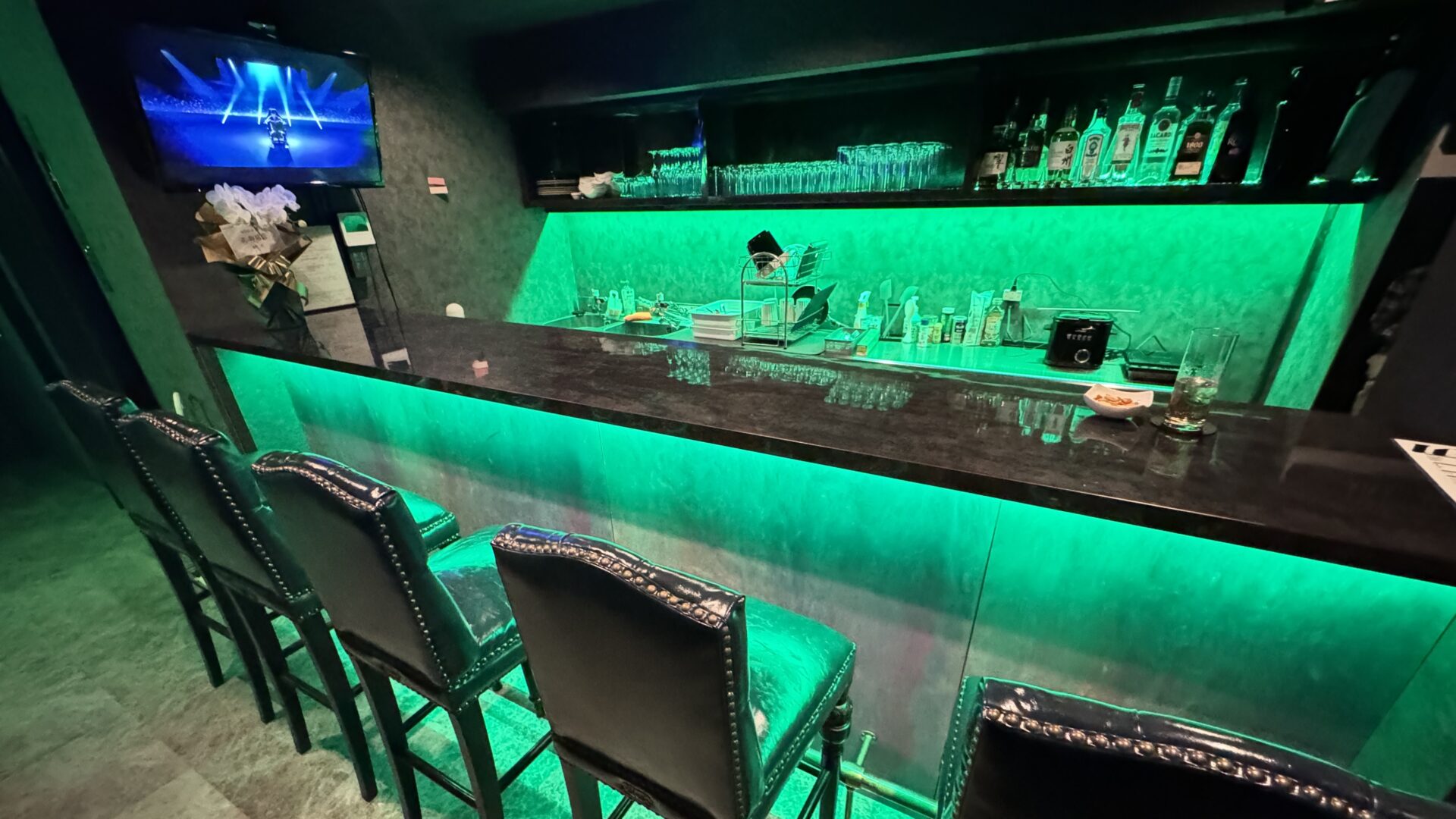 吉祥寺 First Bar （ファースト バー） , private bar who’s （プライベート バー フーズ） – GTCEWD