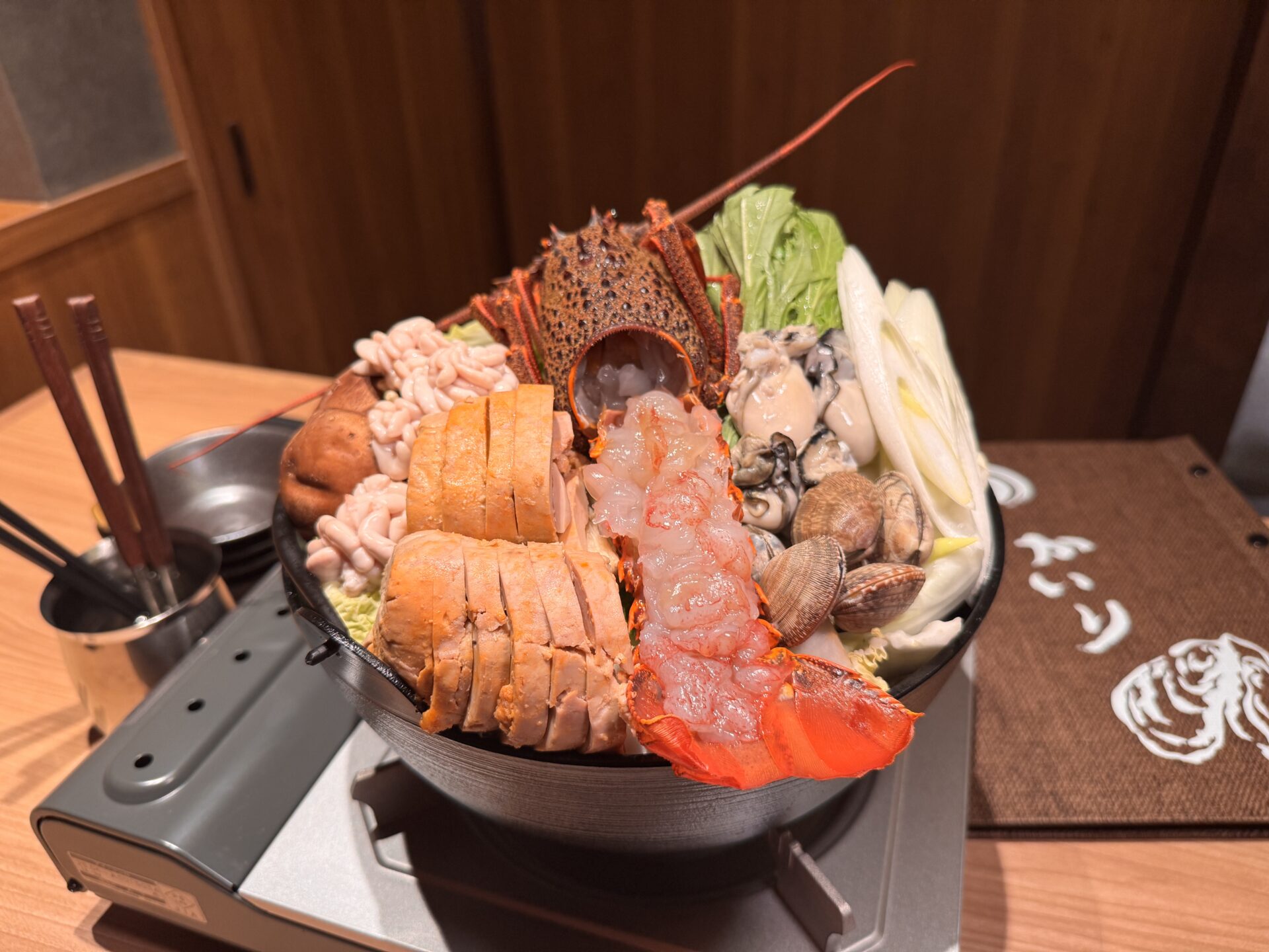 伊勢海老丸ごと痛風鍋