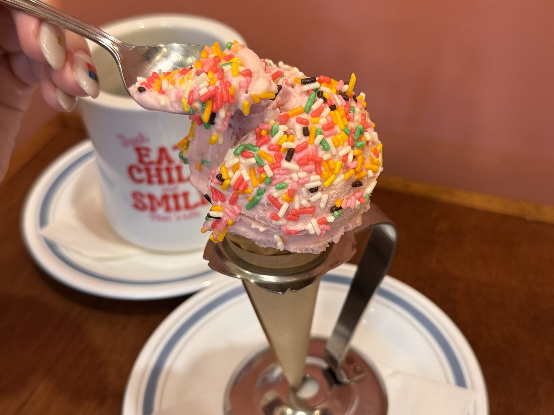 ICE CREAM(VERY STRAWBERRY)