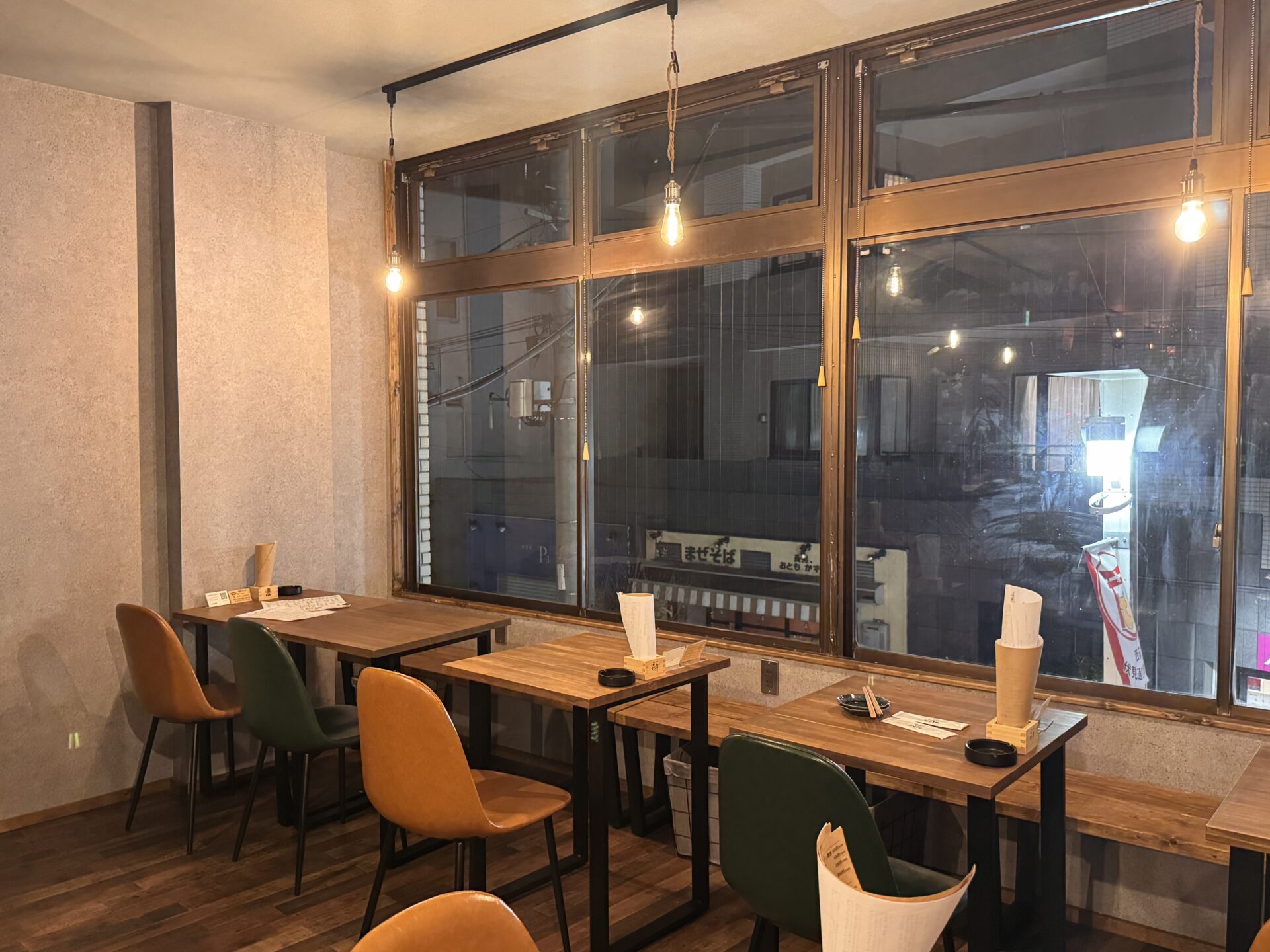 Ecle(エクレ)の店内