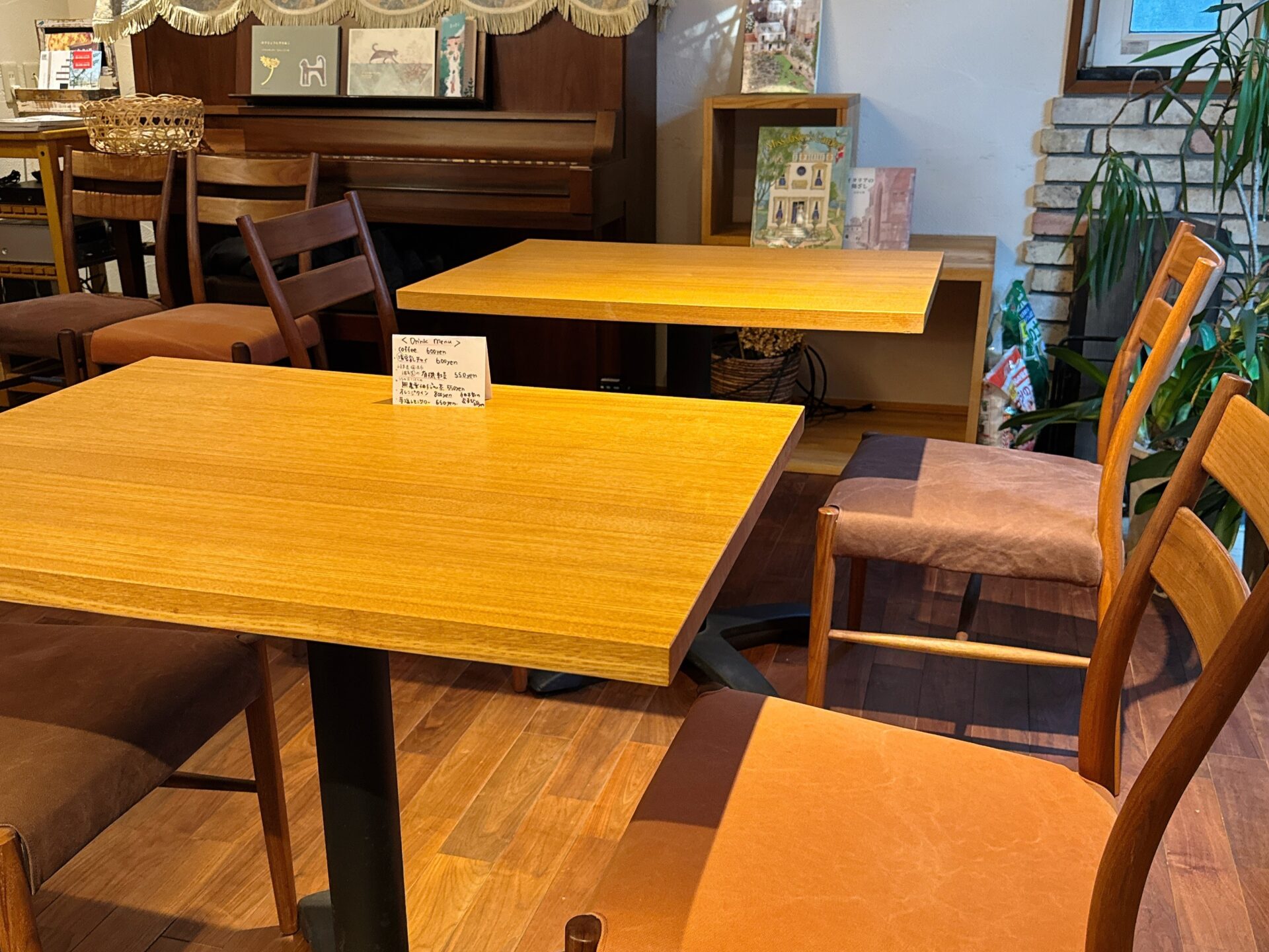 「meu nota(メウ ノータ)」(森の食卓)の店内