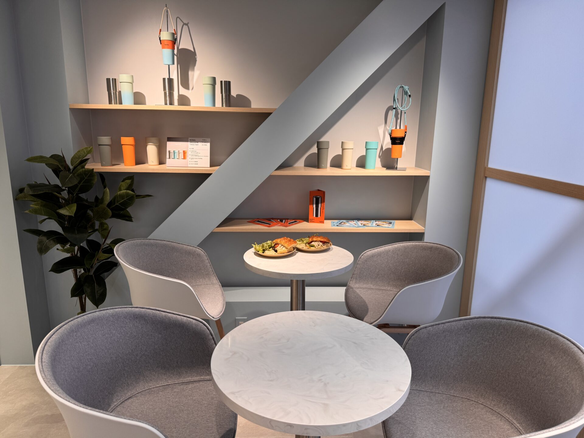 NOMU Kichijojiの店内