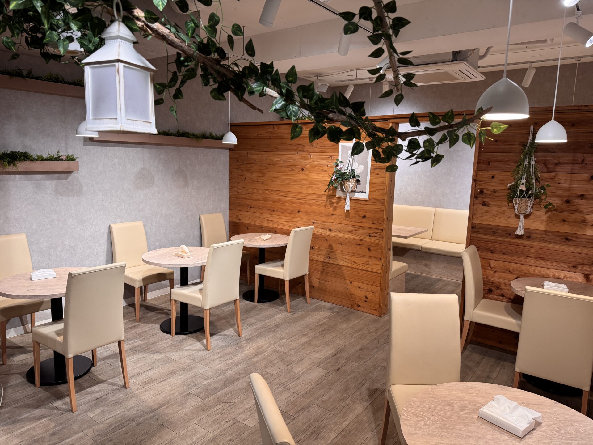 シャンシャン家麻辣湯の店内(地下1階)